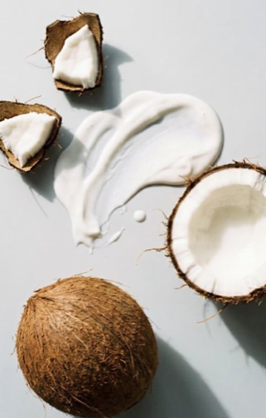 AYO Berlin coconut cream and natural ingredients